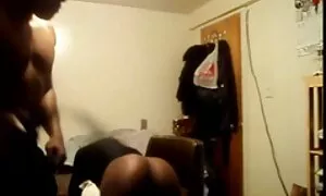 أسود في سن المراهقة  ...