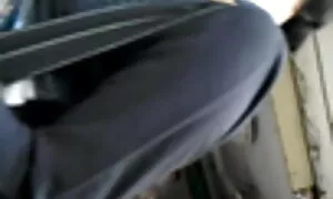 نائب الرئيس على الحم ...